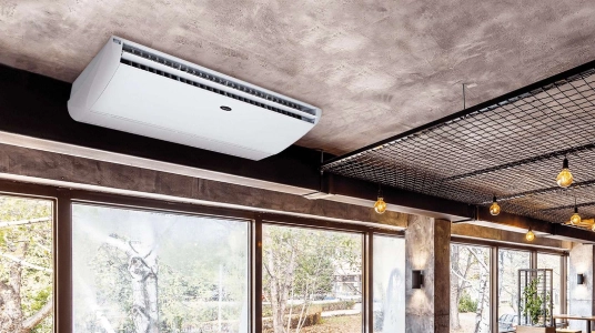 Ar-condicionado Piso Teto instalado no teto do ambiente